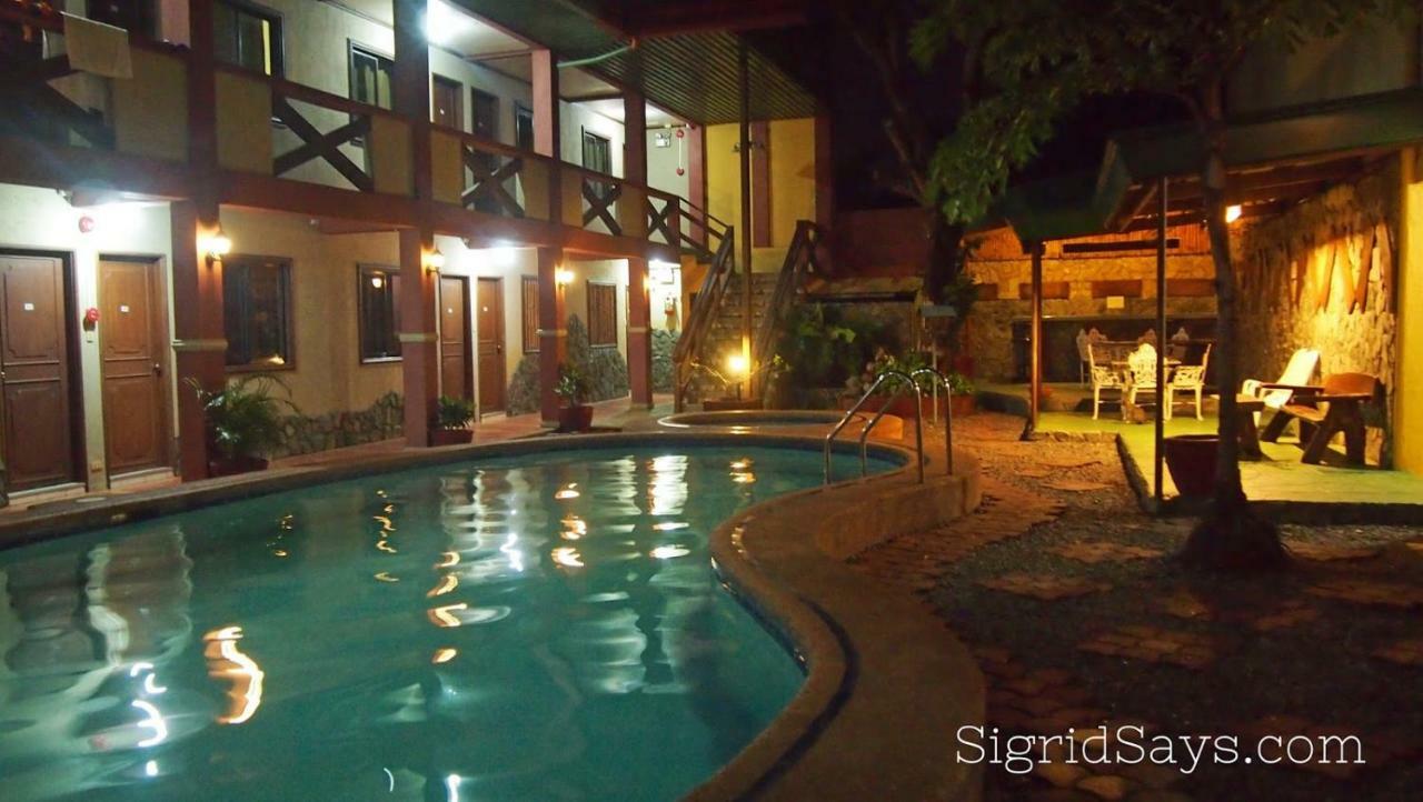 Saltimboca Tourist In Hotel Bacolod Bagian luar foto